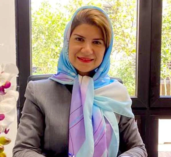  دکتر ساینا افسر اسکی 