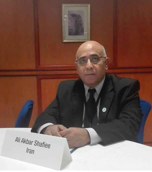 دکتر علی اکبر شفیعی کارشناس ارشد اپتومتریست