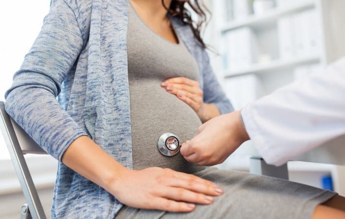 علل تیروئید کم‌کار در بارداری