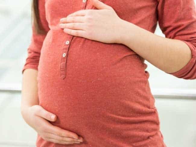 علائم تیروئید پُرکار در بارداری