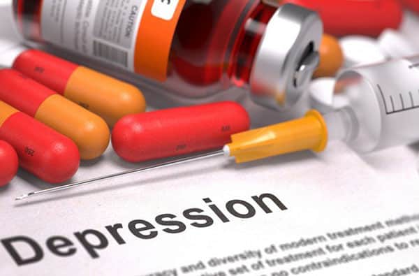کتامین یکی از داروهای ضد افسردگی است. کتامین با دوز مشخص و طی چند ساعت به فرد تزریق می­‌شود.