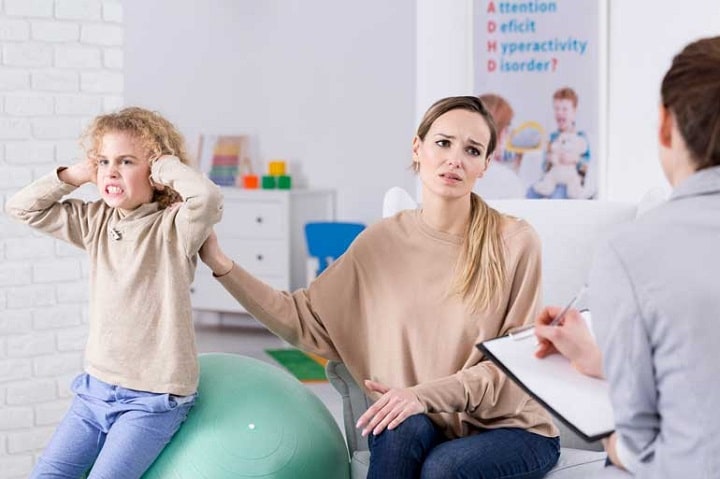 مشاوره به تشخیص راهی برای کنترل خشم و از بین رفتن خشم کودک کمک میکند.
