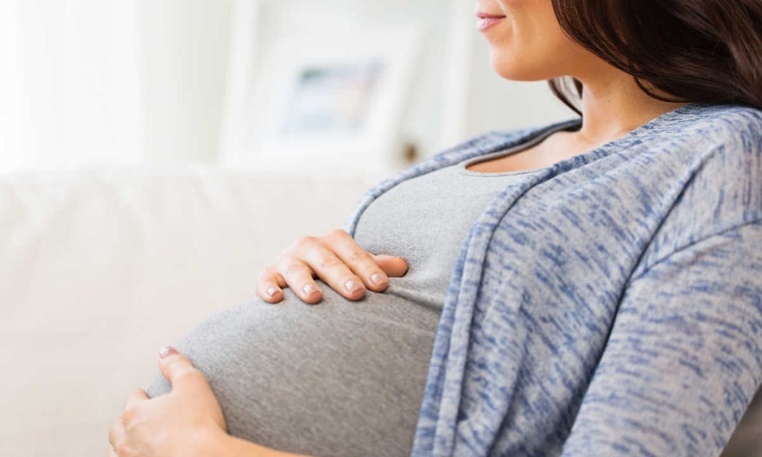اضافه وزن بارداری در حاملگی‌های دوقلویی بسیار مهم است، زیرا وزن مادر بر وزن نوزادان تأثیر می‌گذارد و از آنجا که دوقلوها اغلب قبل از موعد به دنیا می‌آیند، وزن مناسب هنگام تولد برای سلامتی آن‌ها مهم است.