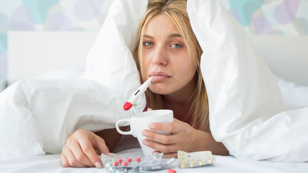 آنفلوانزا چیست، چه علائمی دارد و چگونه می‌توان از آن پیشگیری کرد؟ - درمانکده