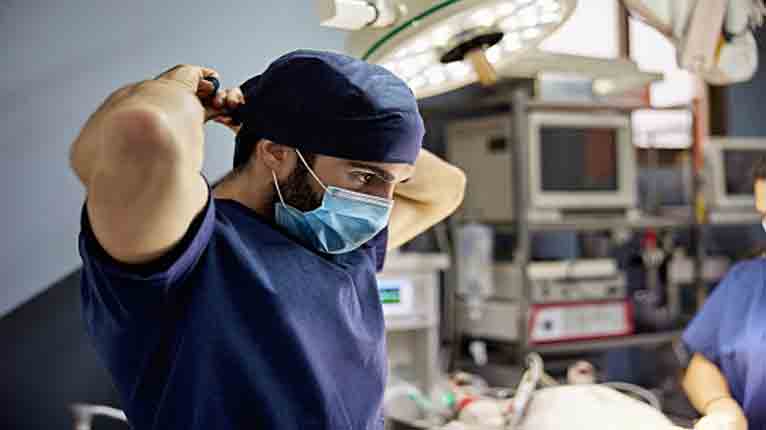 جراحی سرطان پروستات چگونه انجام می‌شود؟