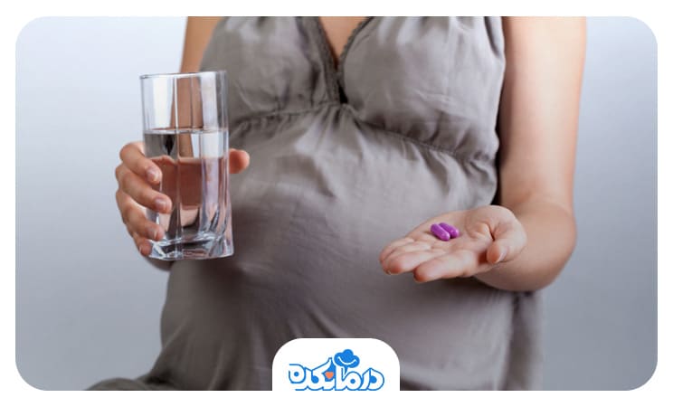 خانم بارداری که در حال مصرف قرص پنتوپرازول است.