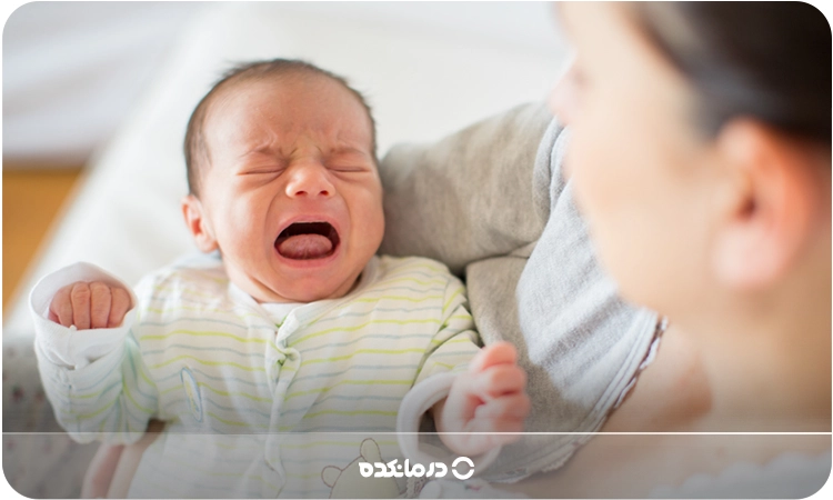 تصویر یک نوزاد در حال گریه کردن