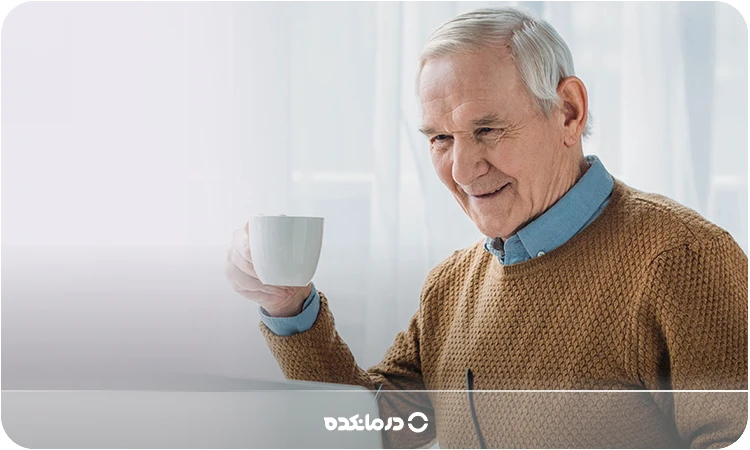 تصویر یک فرد سالمند را می بینید