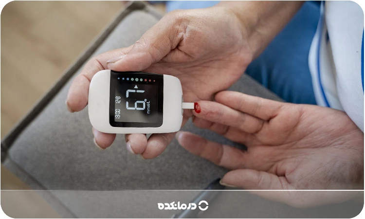 کاهش سریع قند خون در خانه؛ ۵ روش فوری + بهترین خوراکی‌ها