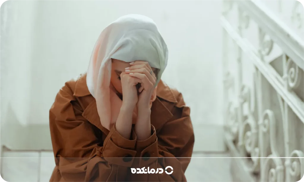 تصویر فردی که افسردگی و سرگیجه دارد را می بینید